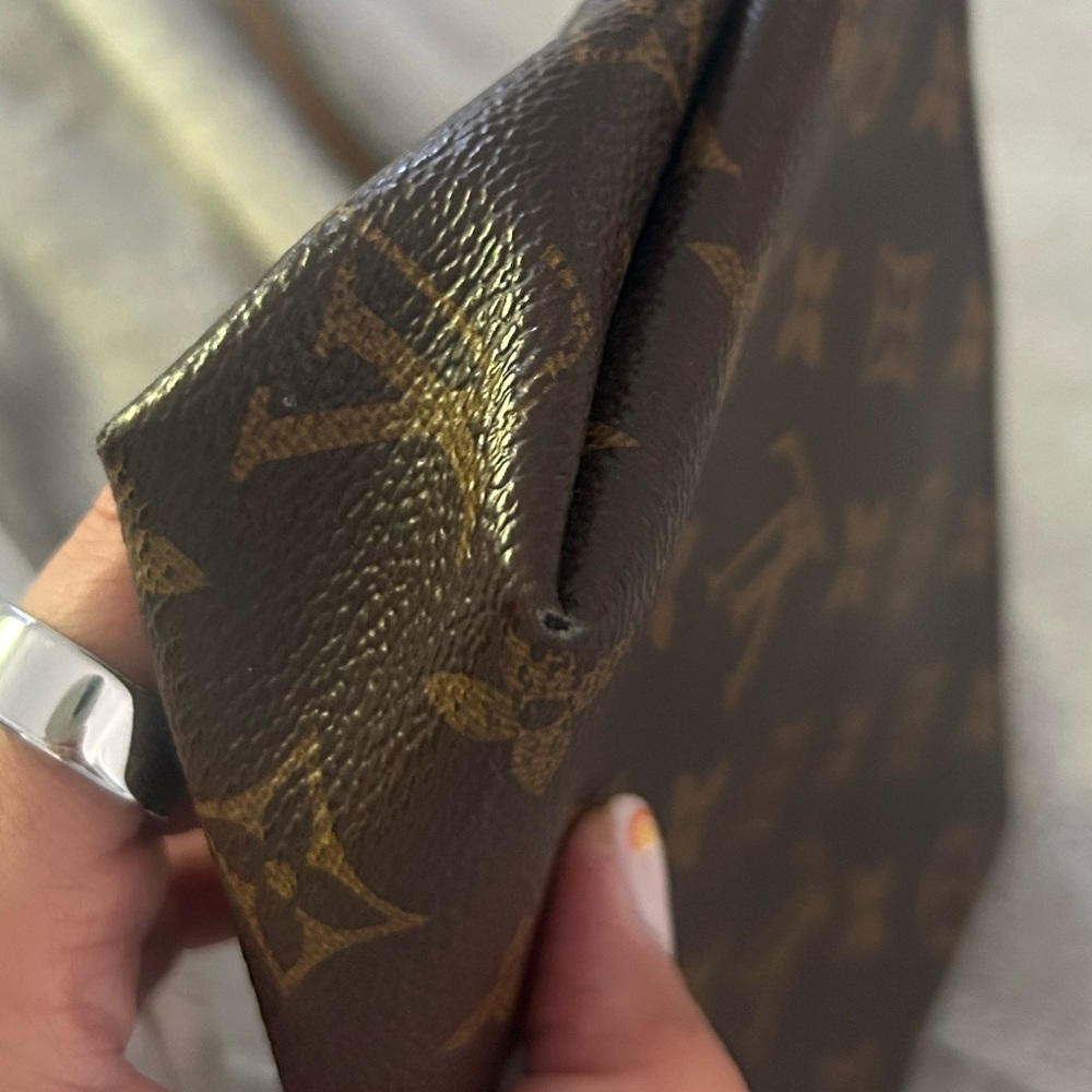 Authentic Louis Vuitton Pallas Clutch - Picture 4 of 16